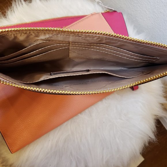 Michael Kors Clutch wristlet hot pink “barbie core” - Picture 6 of 8